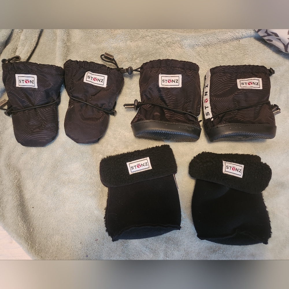 Stonz boots and mitt bundle
